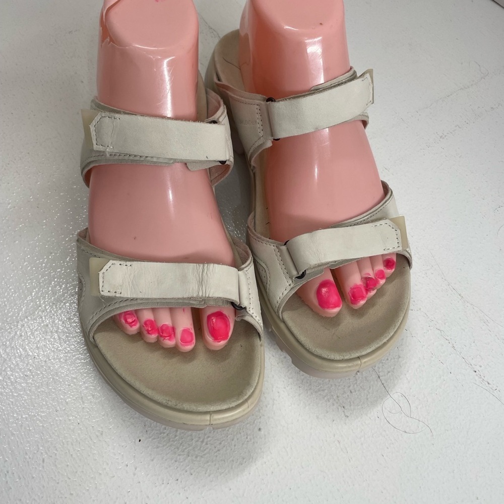 Ecco Women's Beige Strap Sandals